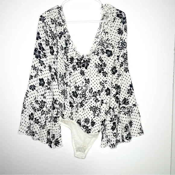 Free People NWT One On One Date Bodysuit in Ivory Black and White Long Sleeve - Picture 7 of 13